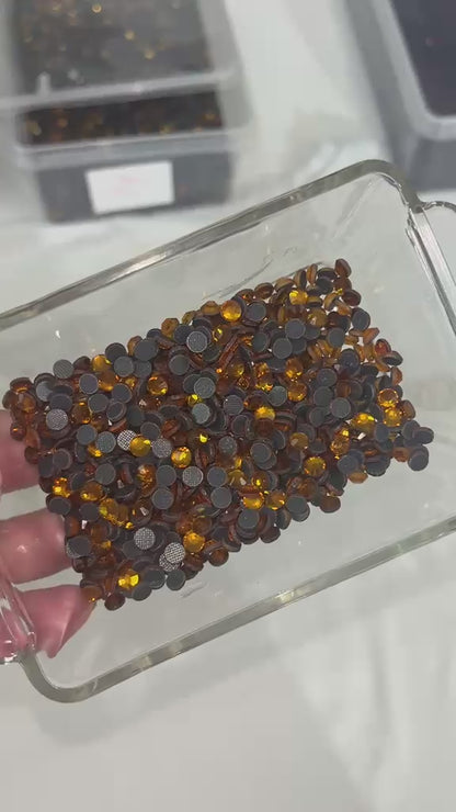 Topaz Rhinestone Cam Taş